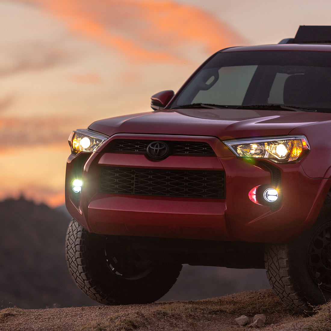 Rigid Industries Toyota Fog Mount Kit For 10-20 Tundra/4Runner 16-20 Tacoma With 1 Set 360-Series SAE Lights