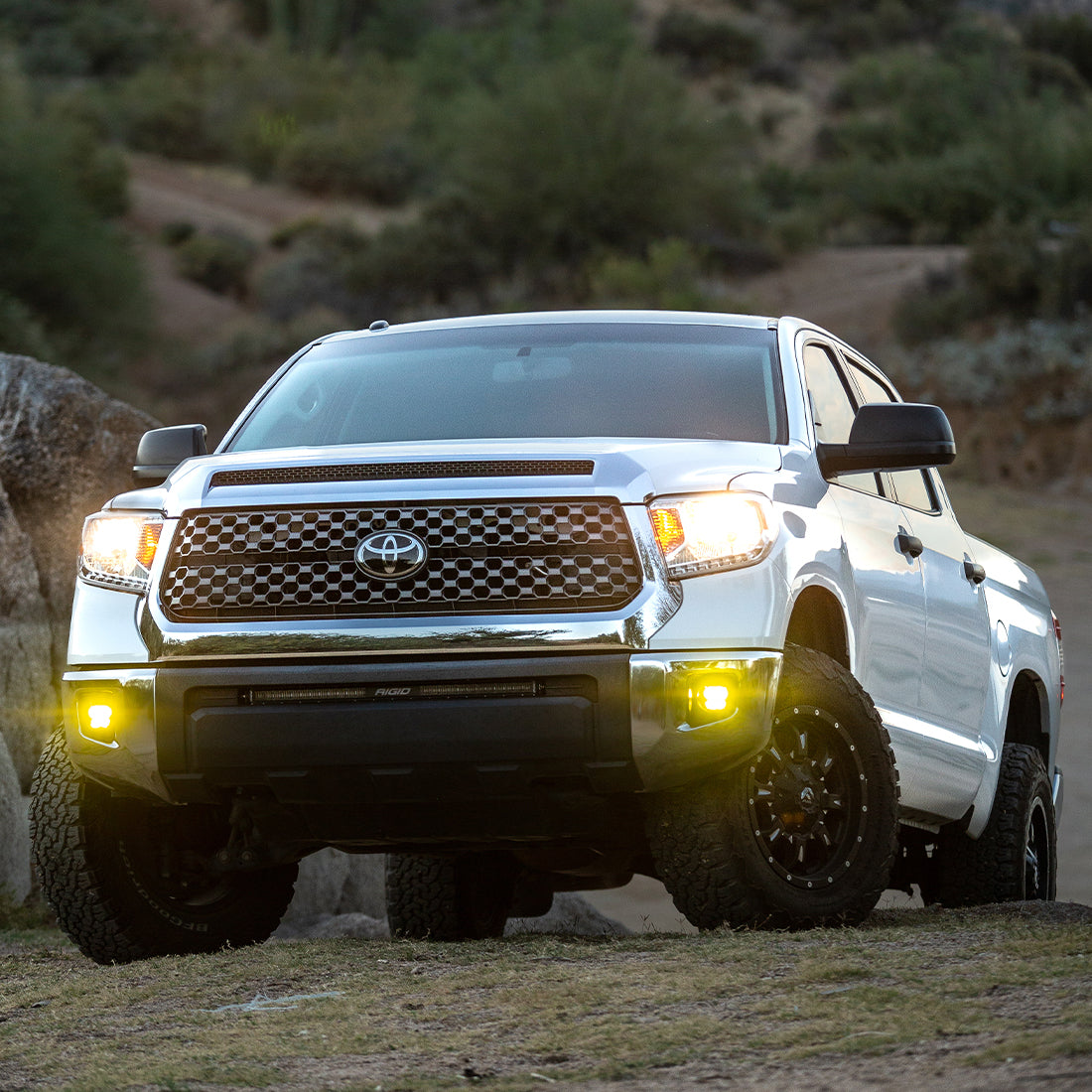 Rigid Industries Toyota Fog Mount Kit For 10-20 Tundra/4Runner 16-20 Tacoma With 1 Set 360-Series SAE Yellow Lights