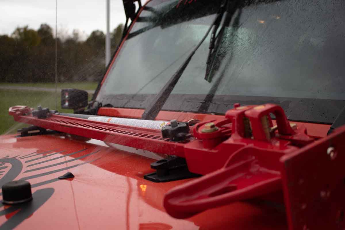 Fishbone Offroad Hi-Lift Jack Hood Mount for 2007 & Up Jeep Wrangler/Gladiator FB31317