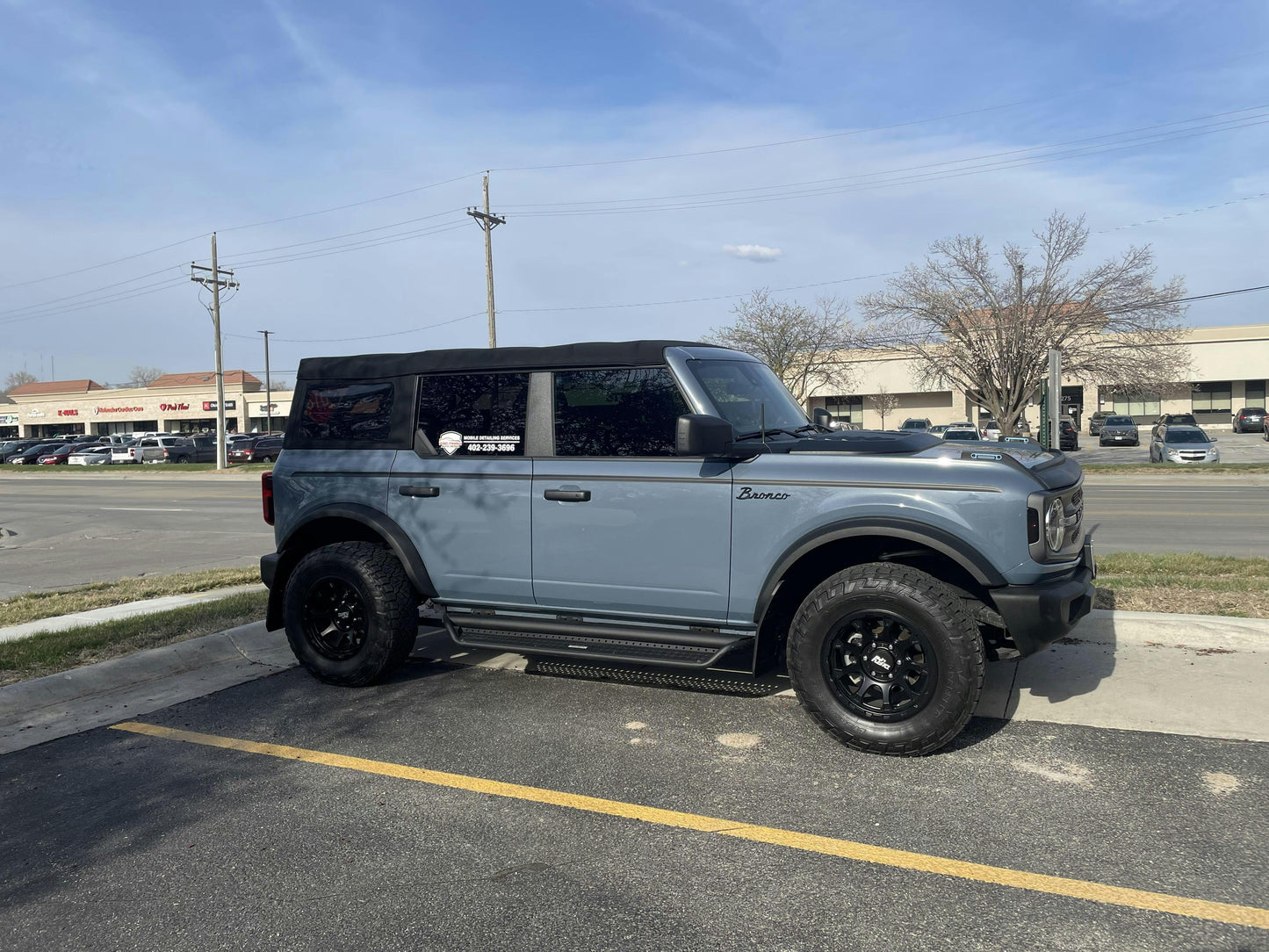 Solid Color Upper Door Spear Stripe Kit - 2021+ Bronco 4 Door (non-Raptor)