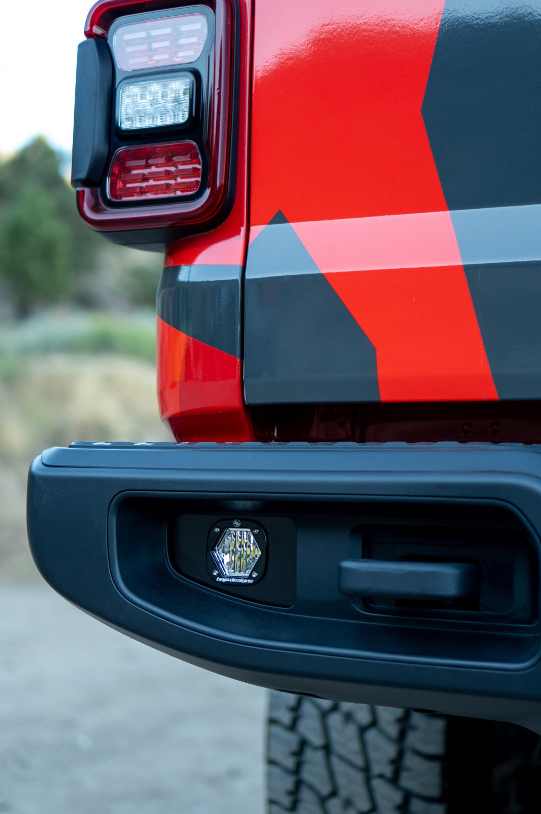 Jeep JT LED Light Dual S1 Reverse Kit w/Upfitter For 18-Pres Wrangler JT Baja Designs - 447652UP