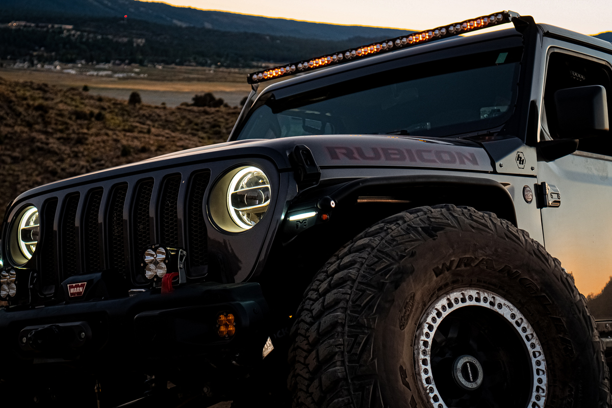 Jeep JL/JT Roof Bar LED Light Kit 8 XL Linkable w/Upfitter Baja Designs - 447664UP