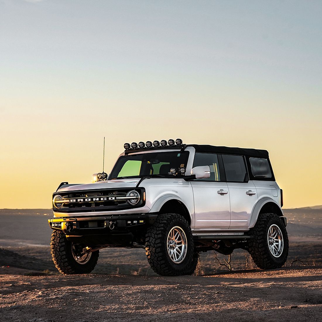 Rigid Industries 21-Present Ford Bronco Roof Pod Mount