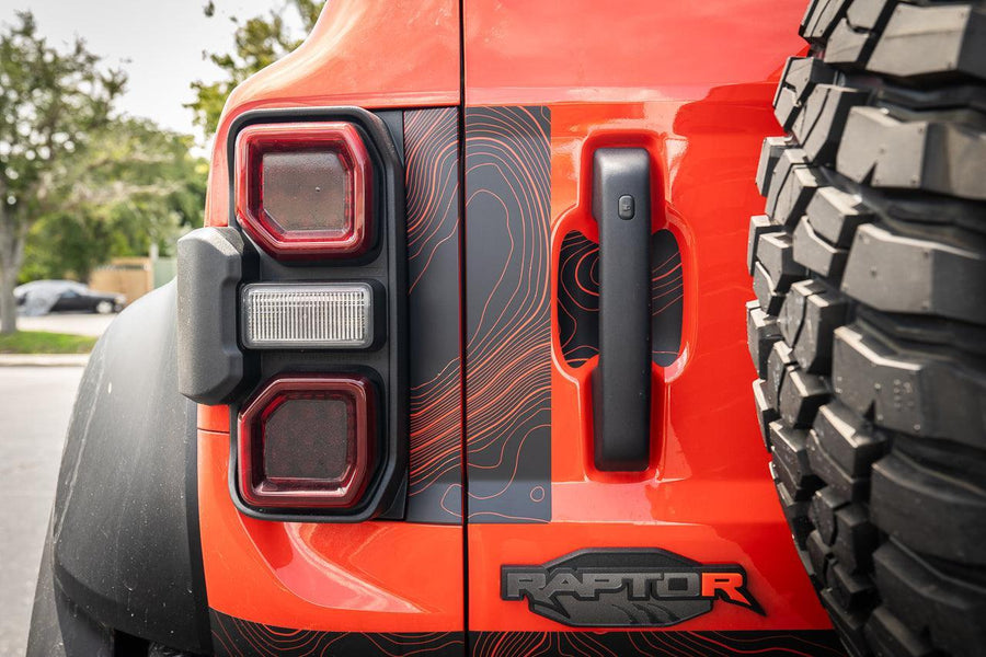 Safari Topo Middle Tailgate Overlays - 2021+ Bronco