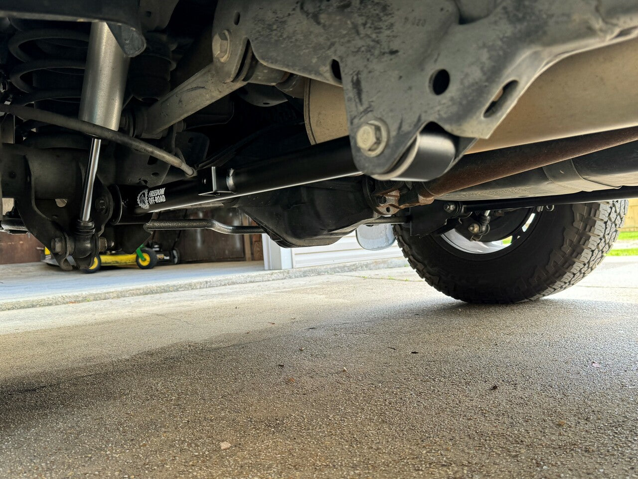 OEM Replacement Rear Lower Control Arms 09-24 Ram 1500 19-24 Ram 1500 Classic 20-24 Gladiator