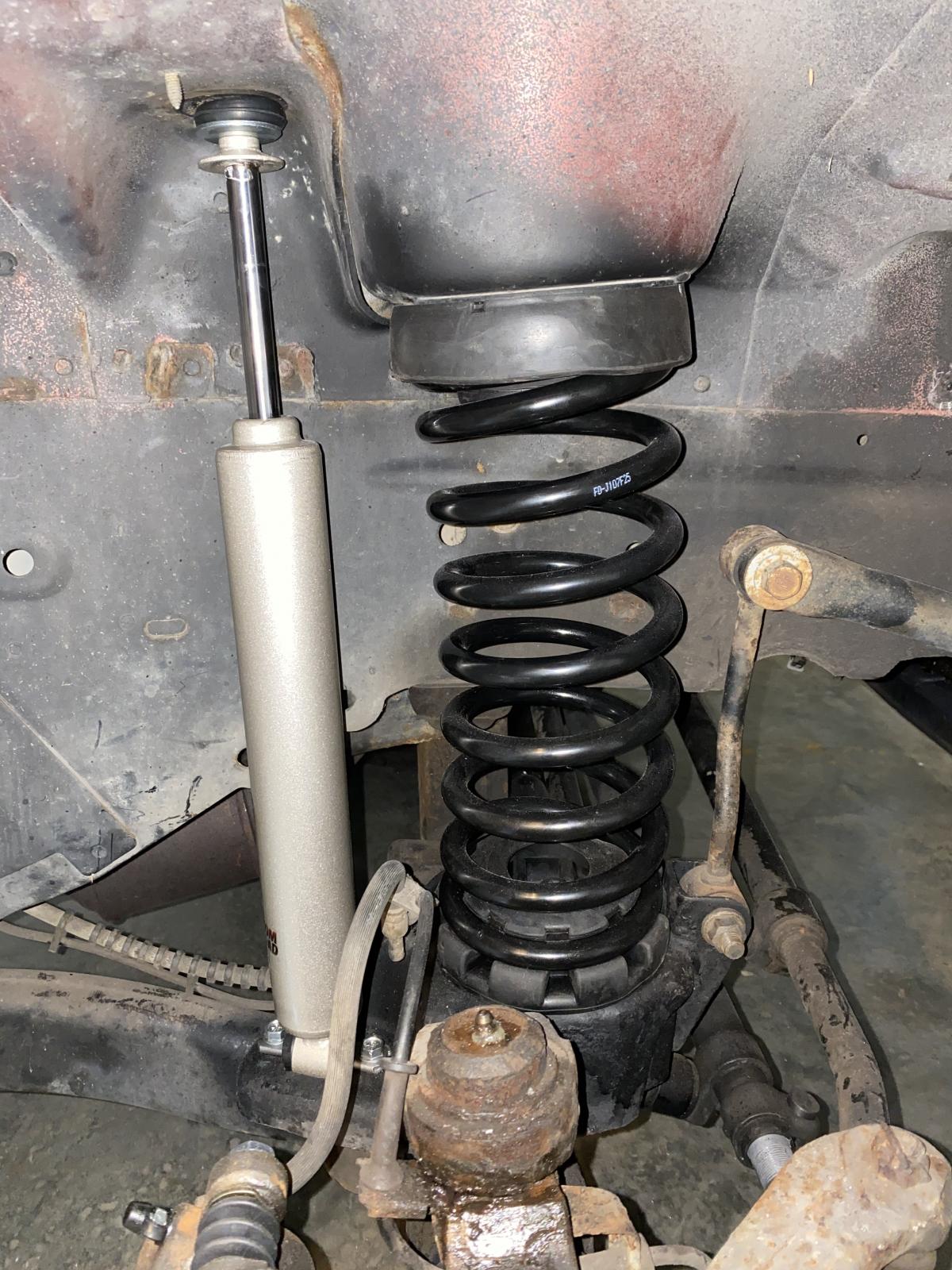 2.5 Inch Front / 2.0 Inch Rear Lift Springs w/ Shocks 99-04 Grand Cherokee - image 4