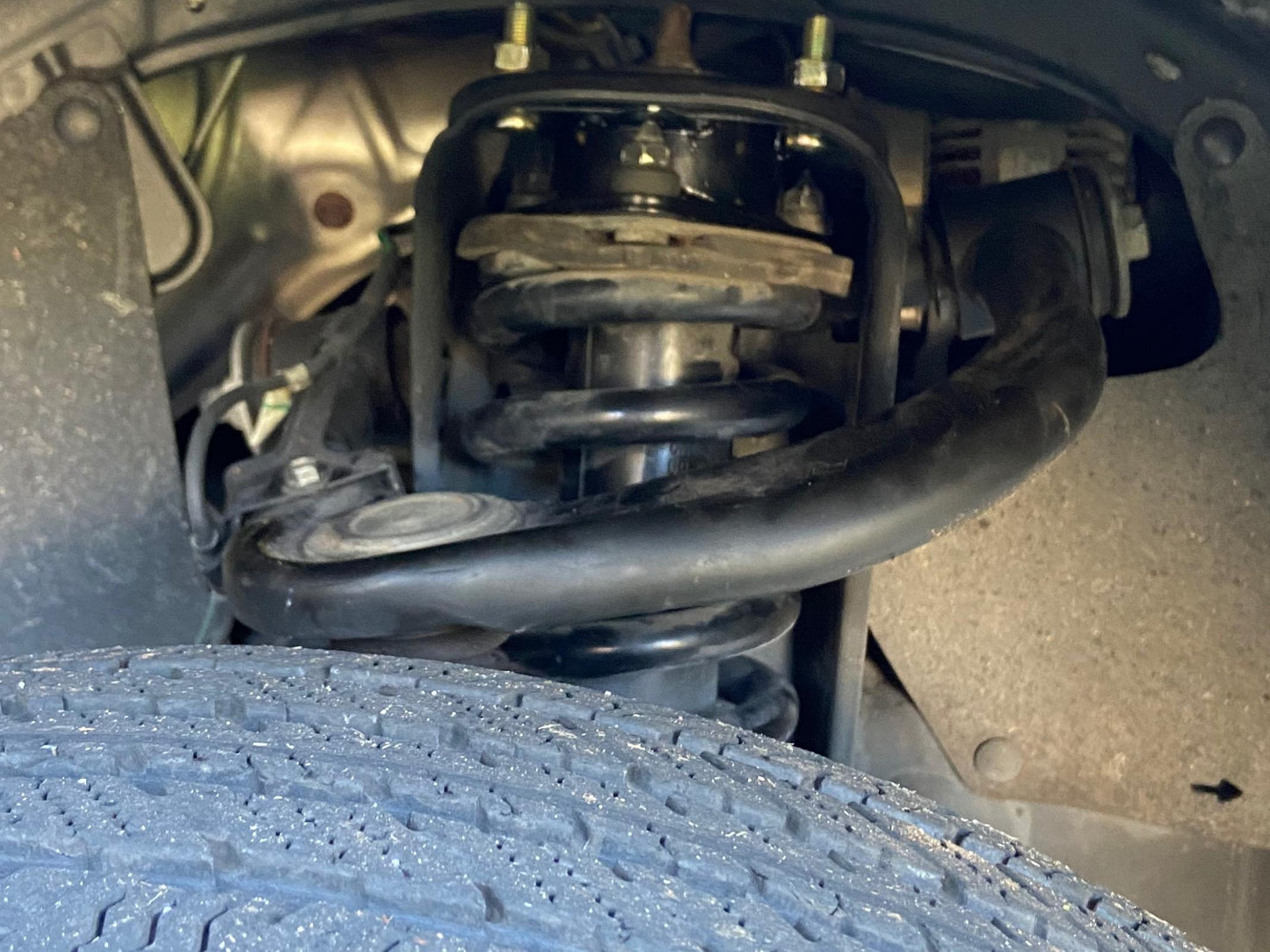3 Inch Front Strut Spacers 2 Inch Rear Blocks w/U Bolts and Shocks 05-23 Tacoma - image 2