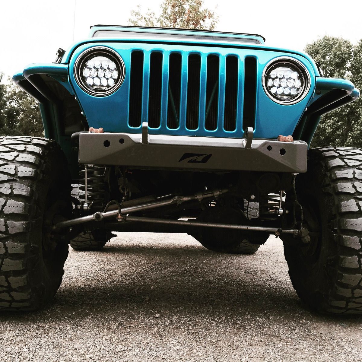 Jeep YJ/TJ Stubby Front Bumper Bare Steel Motobilt - MB1000