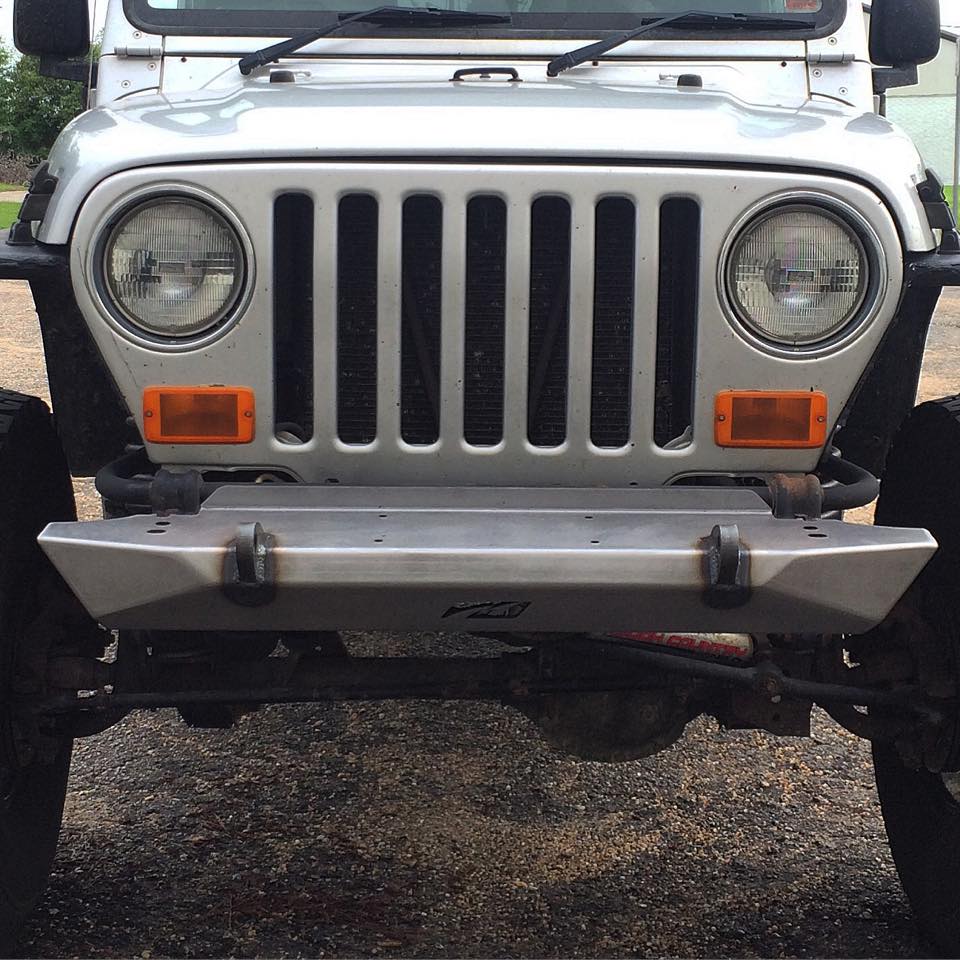 Jeep YJ / TJ / LJ Mid-Width Front Bumper Bare Steel Motobilt - MB1021
