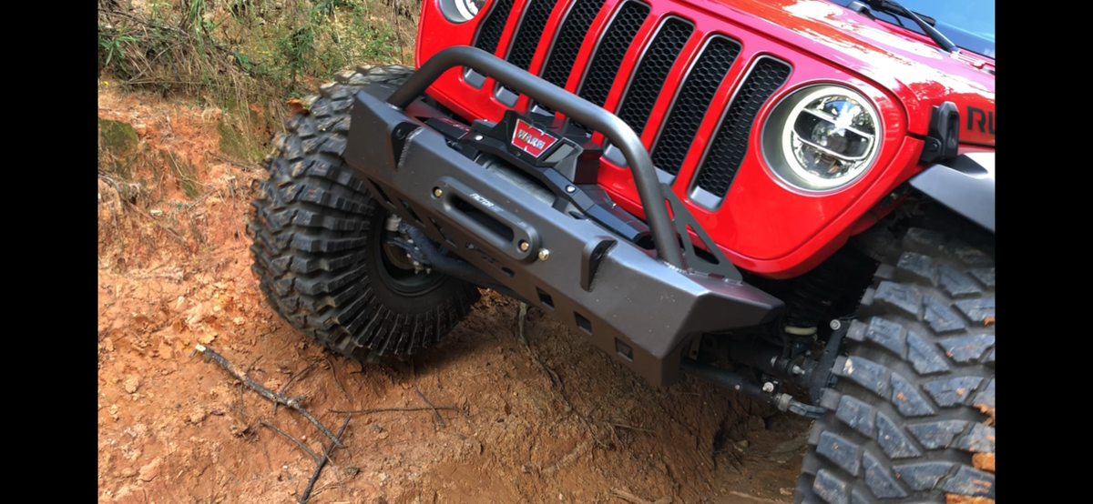 Jeep JL/Gladiator Front Bumper W/Bull Bar Crusher 2018-Present Wrangler JL/Gladiator Motobilt - MB1078-B