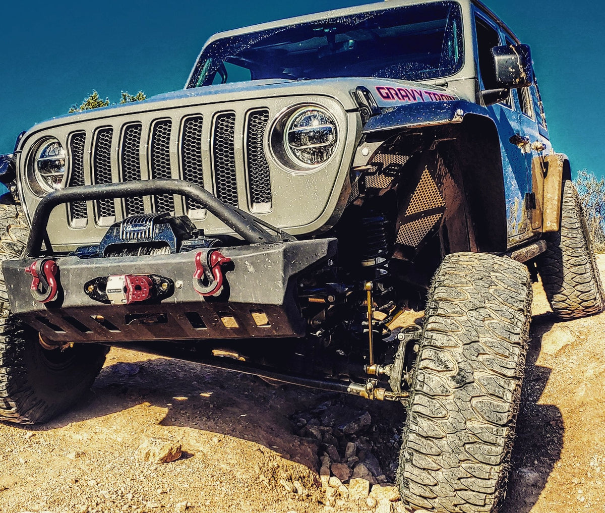 Jeep JL/Gladiator Front Bumper W/Bull Bar Crusher 2018-Present Wrangler JL/Gladiator Motobilt - MB1078-B