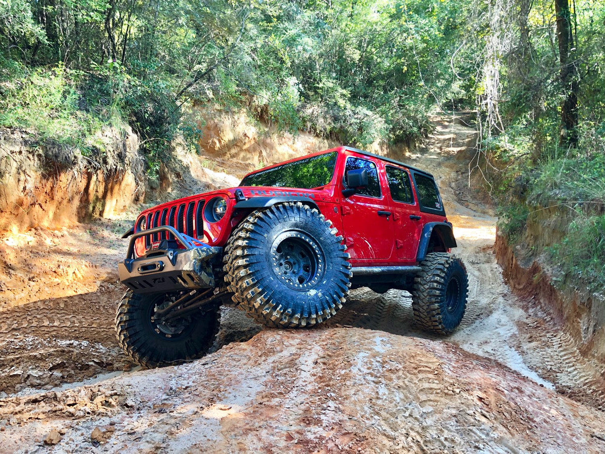 Jeep JL/Gladiator Front Bumper W/Bull Bar Crusher 2018-Present Wrangler JL/Gladiator Motobilt - MB1078-B