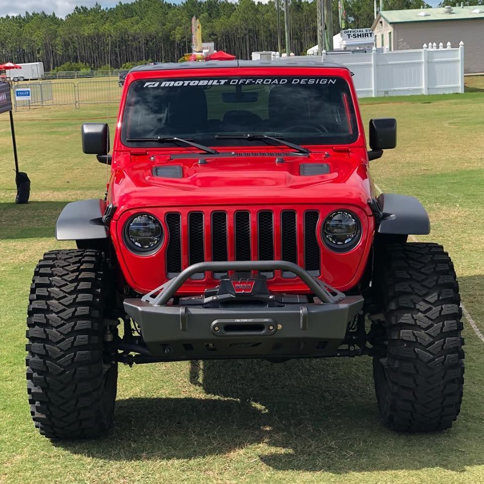 Jeep JL/Gladiator Front Bumper W/Bull Bar Crusher 2018-Present Wrangler JL/Gladiator Motobilt - MB1078-B