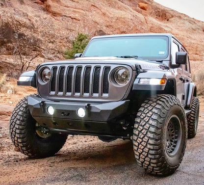 Jeep JL/Gladiator Front Bumper With Skid Plate 18+ Wrangler JL/Gladiator W/Fog Light Holes The Hammer Series Motobilt - MB1090F-MB1094