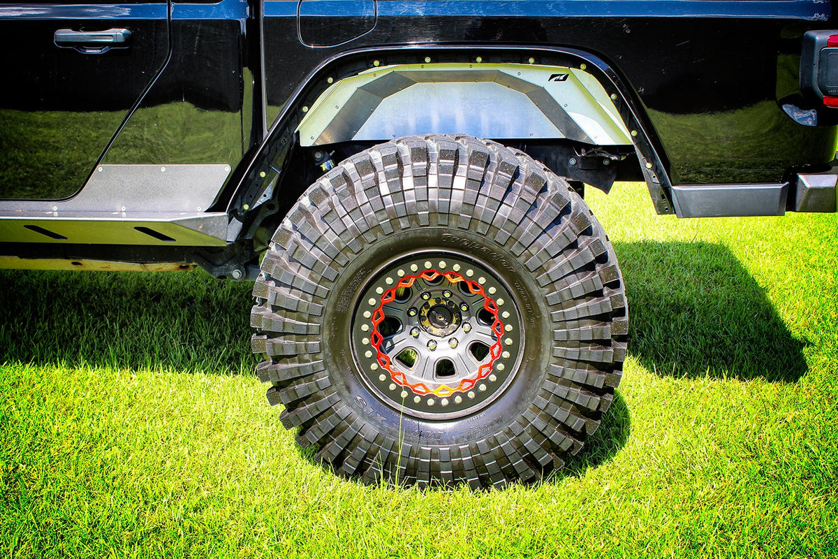 Rear Aluminum Inner Fenders for Jeep JT Gladiator Motobilt - MB1114
