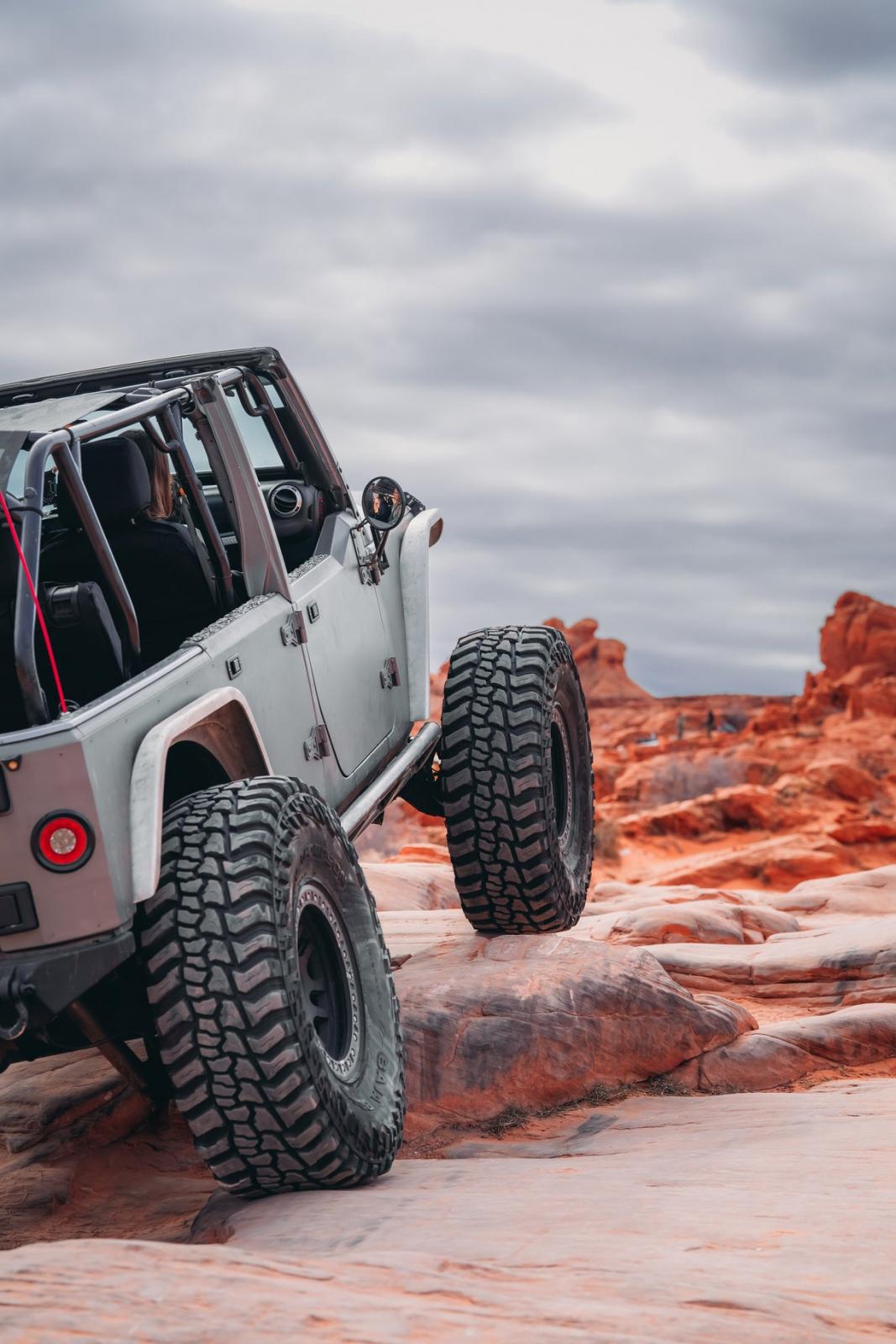 Aluminium Rear Highline Fenders for Jeep JK/JKU Motobilt - MB1226-A