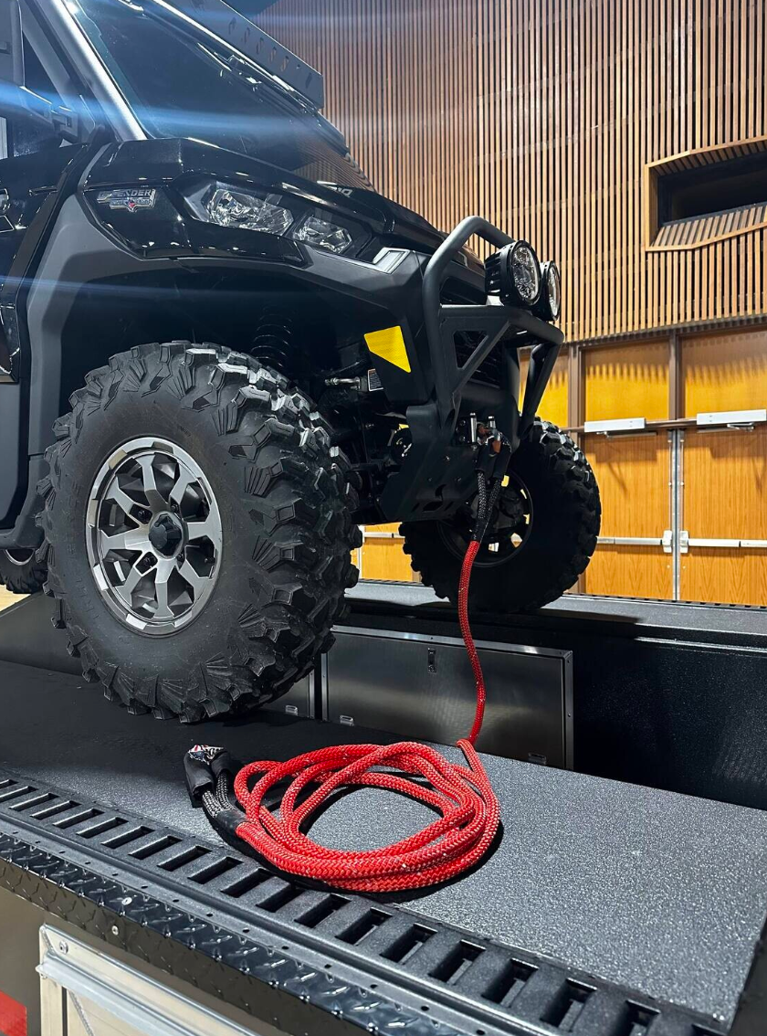 5/8"x20' Kinetic Energy Recovery Rope Kit (comes with Rope, 2 Soft Shackles and a Recovery Bag)